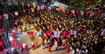 15 Temmuz Demokrasi ve Milli Birlik Günü'nde Gölcük Dimdik Ayakta