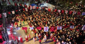 15 Temmuz Demokrasi ve Milli Birlik Günü'nde Gölcük Dimdik Ayakta