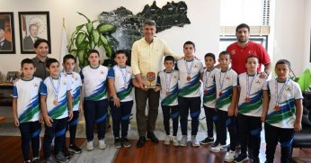 Başkan Kocaman, Şampiyon Güreşçilerle Buluştu