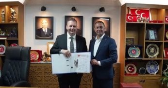 MHP Gölcük’te Gövde Gösterisi: 301 Yeni Üye Saflara Katıldı!
