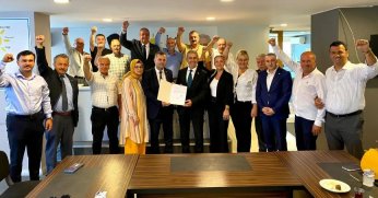 İYİ PARTİ GÖLCÜK'TE YENİ DÖNEM 