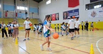 Kartepe’de 3 Bin 700 Öğrenci Sporla Buluştu