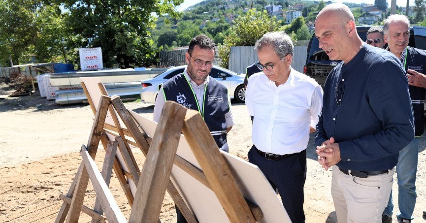 Baraçlı’dan Gölcük’teki projelere yakın takip