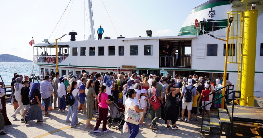 Büyükada seferleri yazın gözdesi oldu