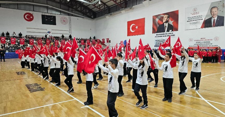 Gölcük’te Cumhuriyet Bayramı Coşkuyla Kutlandı