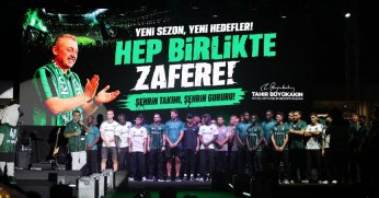 Meydanda sezon heyecanı, sahnede Buray coşkusu