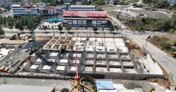 Gölcük'te Dev Spor Kompleksi İnşaatı Hızla Yükseliyor