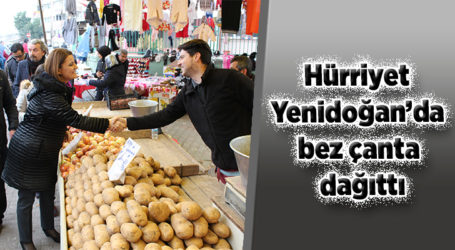 Hürriyet Yenidoğan’da bez çanta dağıttı